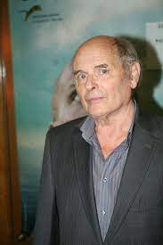 Born 23 april 1944) is a french actor and filmmaker. Vj7tixrtdsed M