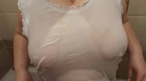 Big boobs in wet white t-shirt - XNXX.COM