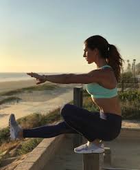 In 90s dvds were invented, sony playstation was released, google was founded, and boy bands ruled the music charts. Alexia Clark Greatest Physiques