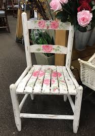 Painted Roses Vintage Chair Diy Chalk Paint Rose Painting Vintage Chairs