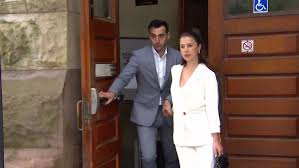 Toronto and peel police have charged hedley's lead singer jacob hoggard with sexual assault. Hedley Frontman Jacob Hoggard To Face Trial By Jury In Sex Assault Case 680 News