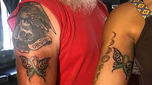Caskey was recently in lima to meet up with some people from facebook to get tattoos and came across arianne rufus's friend request. Man Battling Cancer Gets Matching Tattoos With Strangers