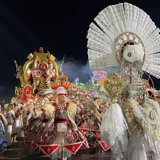 Carnaval em SP: primeira noite de desfiles do Grupo Especial começa com Unidos da Mooca