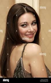 Beverly Drew's Instagram, Twitter & Facebook