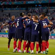 Découvrez et partagez nos gifs à propos des bleus. 5da5xkgxp4ir8m