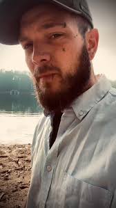 Once I pick it up i can’t put it down #music #country #bluecollar  #yallternative #fyp