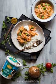 Cook over low heat for 25 to 30 minutes, stirring occasionally. Super Easy Sour Cream Shrimp Curry What To Cook Today