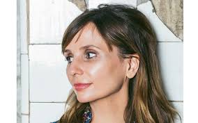 Indicada ao Oscar, Petra Costa fala sobre machismo e mulheres em sua  trajetória