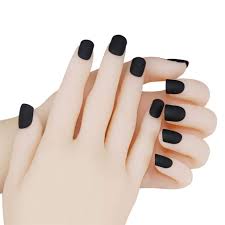 The ombre has been all the rage in the hair industry, but it is slowly transitioning into the nail fashion industry. Amazon Com Jindin 24 Sheet Short Matte Fake Nails With Glue French Black False Nail Art Tips Full Cover Acrylic Press On Nails Art Sticker Beauty