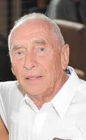 Arnold Babcock's Instagram, Twitter & Facebook