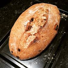 In another bowl, mix together the flour, salt, sugar and walnuts. Wholemeal Walnut And Date Bread