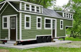 20 Tiny Houses In Pennsylvania You Can Rent On Airbnb In 2020 In 2020 Tiny Houses For Rent Tiny House Exterior Tiny House Rentals
