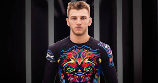 Dan hangman hooker, auckland, new zealand. Dan Hooker Official Engage Fight Team Bio Engageind Com Engage