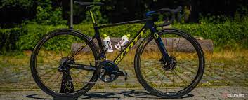 Simon yates' scott addict race bike | michelton scott pro bike. Photo Gallery Adam Yates Mitchelton Scott Scott Addict Rc Cyclingtips