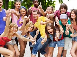 Filipine are o puternica traditie de paste, in care se respecta atat aspectul spiritual al postului mare, cat si al duminicii pastelui. 9 Obiceiuri Ciudate È™i Amuzante Din Jurul Lumii