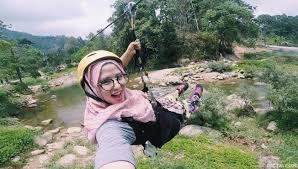 Maybe you would like to learn more about one of these? Viral Gadis Gadis Panjat Bergayut Pada Mercu Tanda Ipoh Page 19 Carigold Forum
