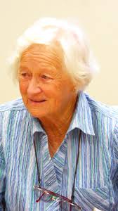 Margaret Shields: Threads of Memory (2015)