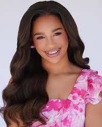 Selena Rae Taylor (@selenaraetaylor) • Instagram photos and videos