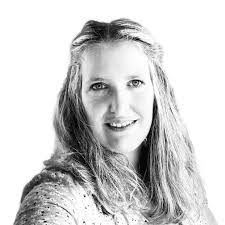 Angela Fleischmann's Instagram, Twitter & Facebook