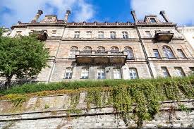 ˈmɒɟɒrorsaːɡ] ) ist ein binnenstaat in mitteleuropa mit rund 9,8 millionen einwohnern. Ungern Photos Free Royalty Free Stock Photos From Dreamstime