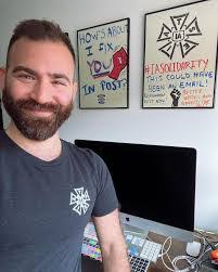 Jon Hess's Instagram, Twitter & Facebook