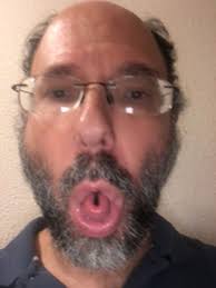 Harmonica master howard levy breaks down his original method for harmonica tongue blocking: U Blocking Embouchure The Redheaded Stepchild Of Harmonica Embouchures