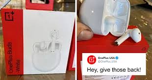 Macrumors is an affiliate partner with b&h photo. U S Customs Confiscates 2 000 Pieces Of Counterfeit Apple Airpods Turns Out They Re Actually Made By Oneplus Bored Panda