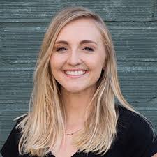 Leah Postma's Instagram, Twitter & Facebook