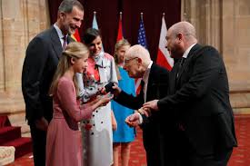 Peter Brook, la rebelión del canon | Confabulario | Suplemento cultural