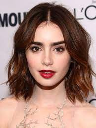 Be Different With Middle Part Hairstyle Hair Styles Lily Collins Hair Short Hair Styles