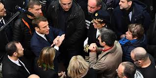 Tutti i premi vinti, le foto, trailer, news e gossip legati al personaggio. Ex Whirlpool Macron Nous Prend Pour Des Cons Une Deuxieme Fois Deplore Ruffin