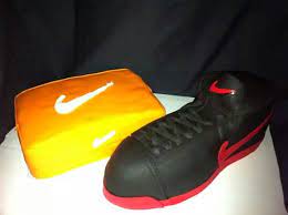 Check out the latest innovations, top nike asks you to accept cookies for performance, social media and advertising purposes. Pin By Jessica Sanchez On Nikkei Cakes Sneakers Nike Sneakers Nike