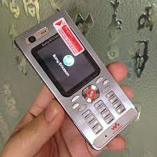 I purchased a unlock code on the internet and . Original Sony Ericsson W880 W880i Cell Phones Unlocked W880 Mobile Phone 3g Bluetooth Mp3 Player One Year Warranty Kupiti Za Cinoyu 32 18 V Aliexpress Com Imall Com