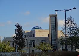 Premieres Portes Ouvertes A La Mosquee Verte De Massy Des Domes Des Minarets Mosquee Journee Portes Ouvertes Portes