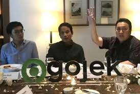 In 2010, he founded gojek, indonesia's first startup company valued over us$10 billion. Kenapa Gojek Tunjuk Dua Pemimpin Sekaligus Pengganti Nadiem Makarim Indopolitika Com