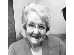 Marie Loy's Instagram, Twitter & Facebook