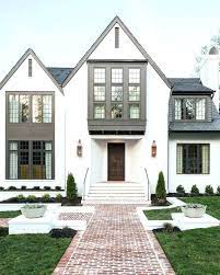 Erika woelfel, vice president of color and creative services for the brand, calls this hue a clean and clear white that can help rooms feel more spacious. Behr Exterior Paint Schemes Exterior White Paint Colors Housing Contrasting And Lots Of Modern Farmhouse Exterior Exterior House Colors House Designs Exterior