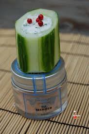 Pensez à nos amuses bouches salés flunch traiteur ! Amuse Bouche De Concombre Farci Au Fromage Et Sel De Bolivie Lolibox Recettes De Cuisine