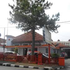 Saat ini, bentuk badan usaha pos indonesia merupakan perseroan terbatas dan kantor pos kuningan saat ini sedang membuka lowongan kerja di kantor pos cabang kuningan. Kantorpos Semarang Home Facebook