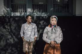 Anda juga bisa lho mengusung konsep prewedding islami yang unik. Inspirasi Konsep Prewedding Islami Yang Wajib Kamu Coba Ammora Photography