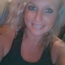 Lisa Lynn Hamblin (cuntrymamalynn)