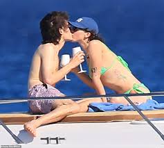 Since then she has faced aviaries with her friends and has won with their help. Kamala Harris Stepdaughter Ella Emhoff Kisses And Cuddles Beau Sam Hine On A Boat In St Tropez Duk News