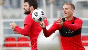 Булатов про тедеско, бессовестного кокорина, причинах спада бакаева и о много другом! Aleksandr Kokorin Pereehal S Maldiv V Emiraty Vmeste S Semej Mamaeva Futbol 24