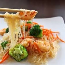 Glass Noodle Stir Fry With Shrimp Broccoli And Carrots Recipe Recipe Glass Noodles Broccoli And Carrot Recipe Glass Noodles Recipe