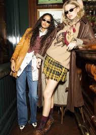 Gonzo style brought to you by xxxbunker.com. Ralph Steadman On Hunter S Thompson Wonderland