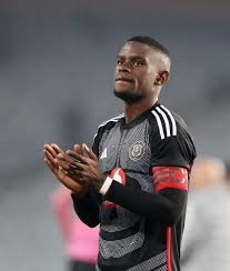 🚨 BREAKING Orlando Pirates Football Club offered 🇿🇦 Innocent Maela (32) a role within the club as they likely not renewing his contract which is set to expire at the end of