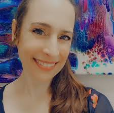 Lisa Bohne's Instagram, Twitter & Facebook