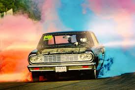 Nascar sprint cup series champion kevin harvick drives during the nascar victory lap on the las vegas strip on dec. Auburn Man Attempts To Set Burnout World Record Kent Reporter