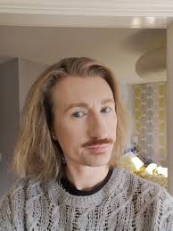 Stunning Jemma! Absolutely beautiful. If you take the first and last photos  alone, I would never know it was the same person. i'd never guess you were  trans. ♥️