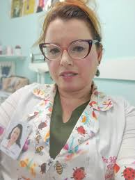 DRA. MONICA REGIS FLORISBELO especialista em Pediatria em Santa Catarina